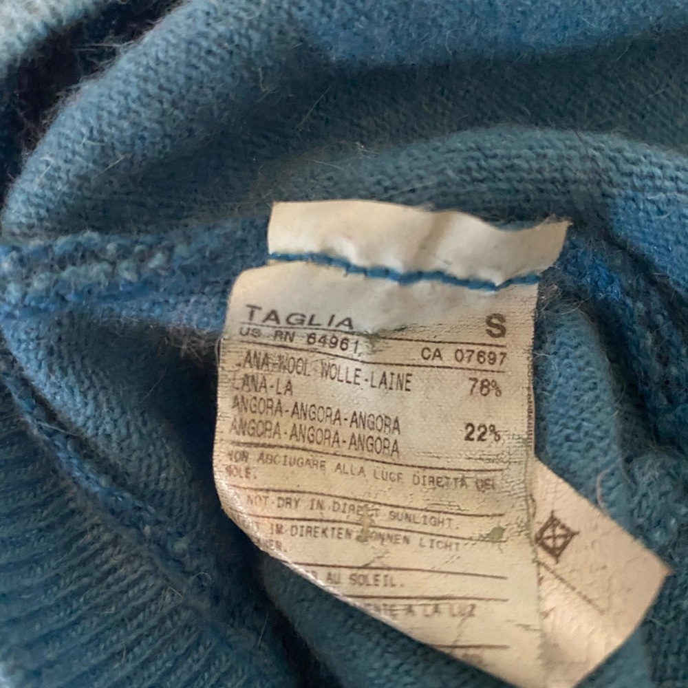 Benetton Pearl Button Cardigan Teal Sweater - Picture 2 of 2